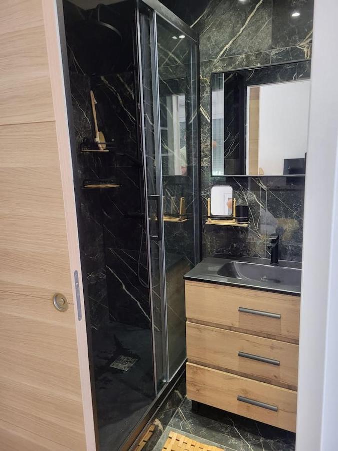 Appartement Jacuzzi Narbonne Exterior foto
